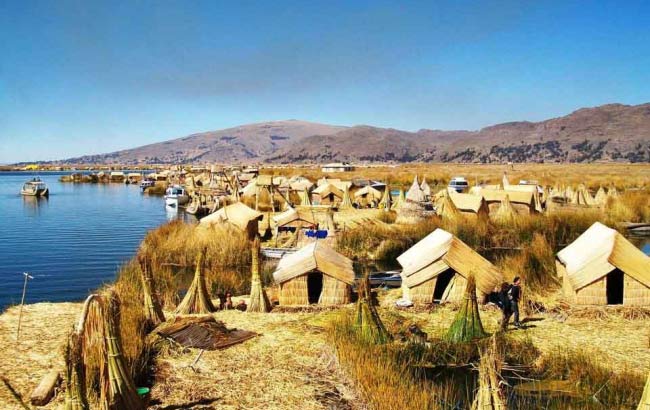 Puno: Lake Titicaca