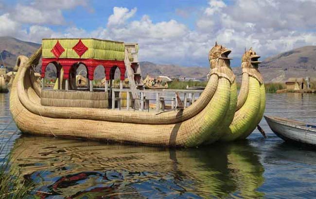 Puno: Lake Titicaca