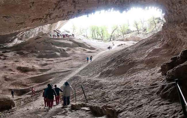 Cueva del Milodon Tour